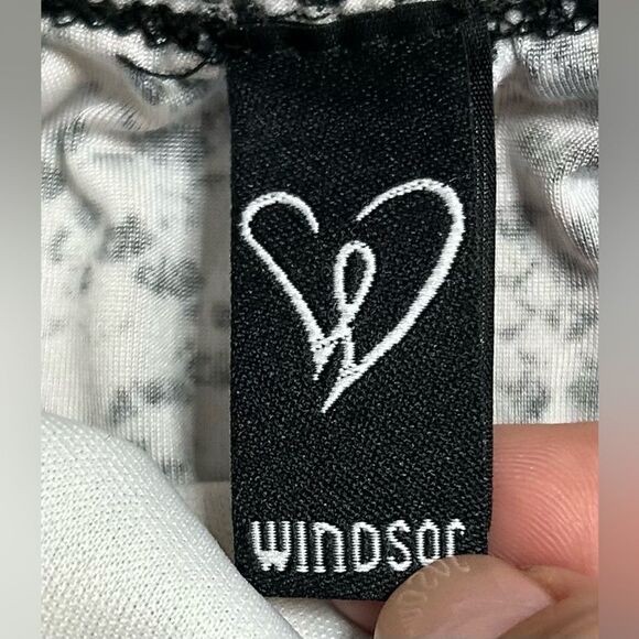 Windsor “Stay Sassy” Snake Print Bodysuit in Black and White size Small - Picture 7 of 11